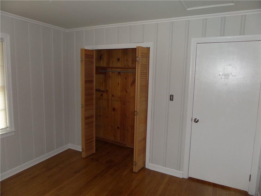 Nice 2 bedroom 1 bath home located Marietta property image