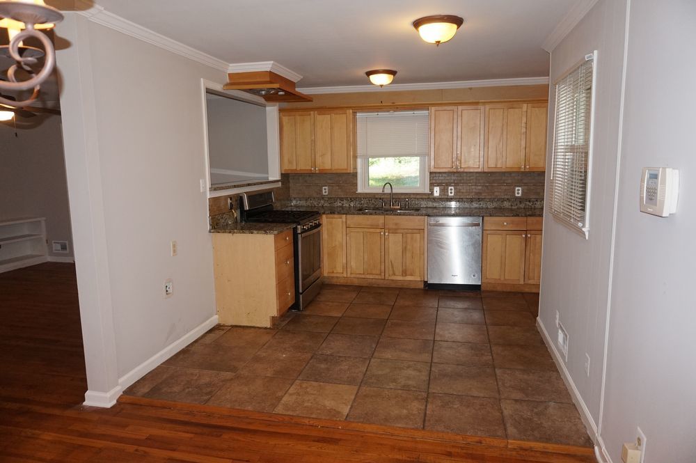 Rare 5 bedroom 3 bath home located in Marietta property image