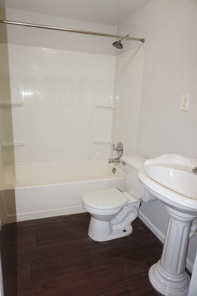 Rare 5 bedroom 3 bath home located in Marietta property image