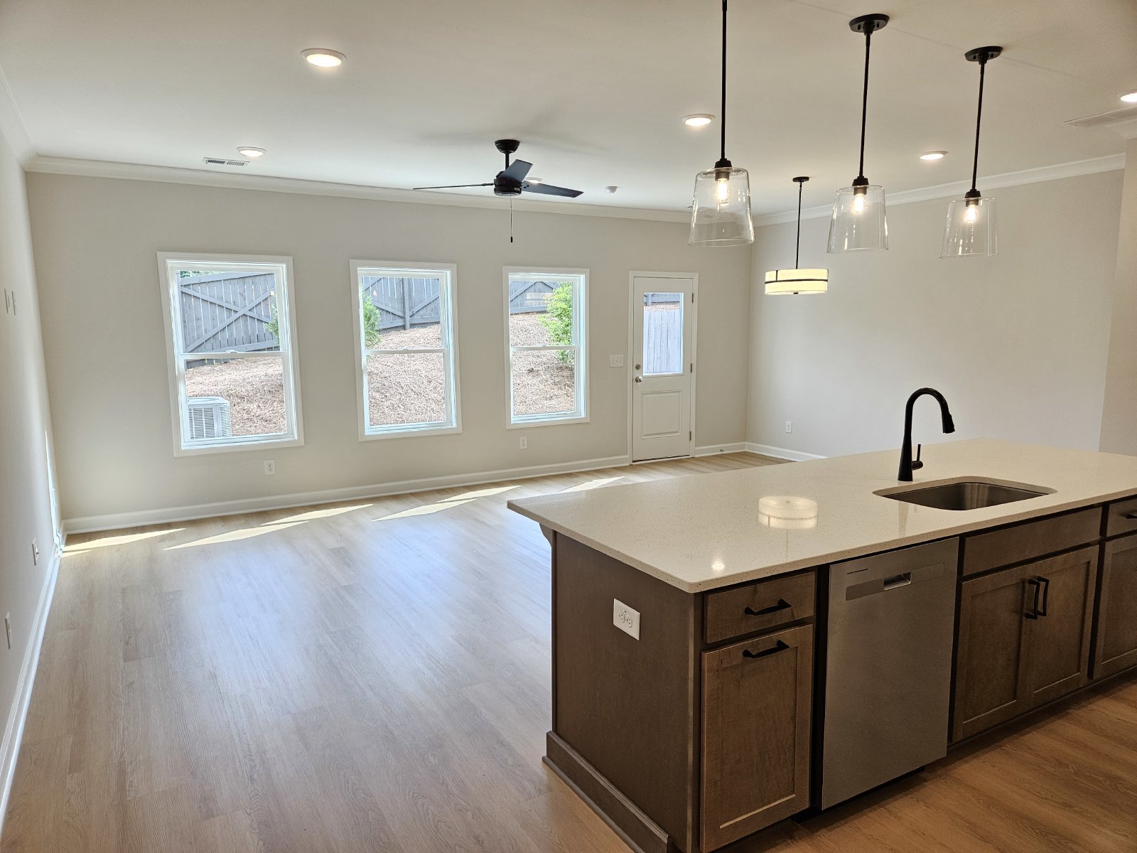 Beautiful New 3 Bed 2.5 Bath Townhome located in Acworth property image
