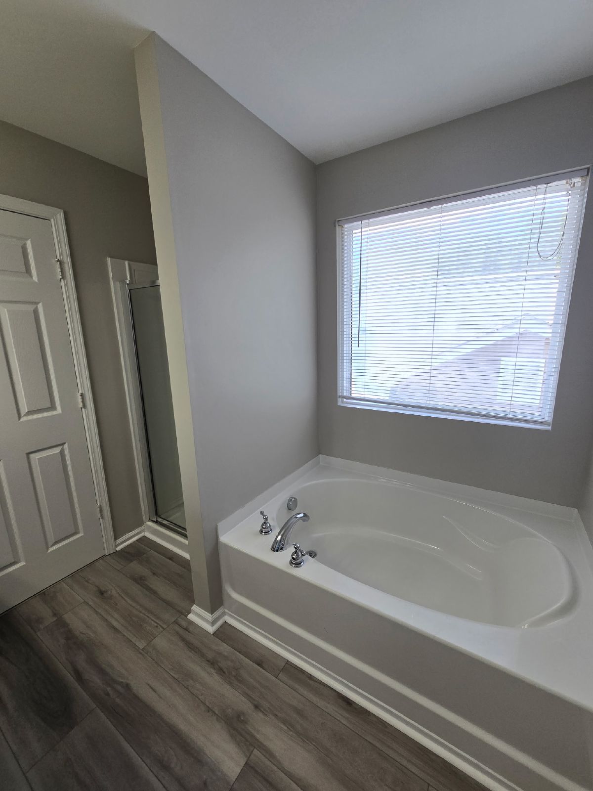 Beautiful 3 bed 2.5 bath home located in River Park property image