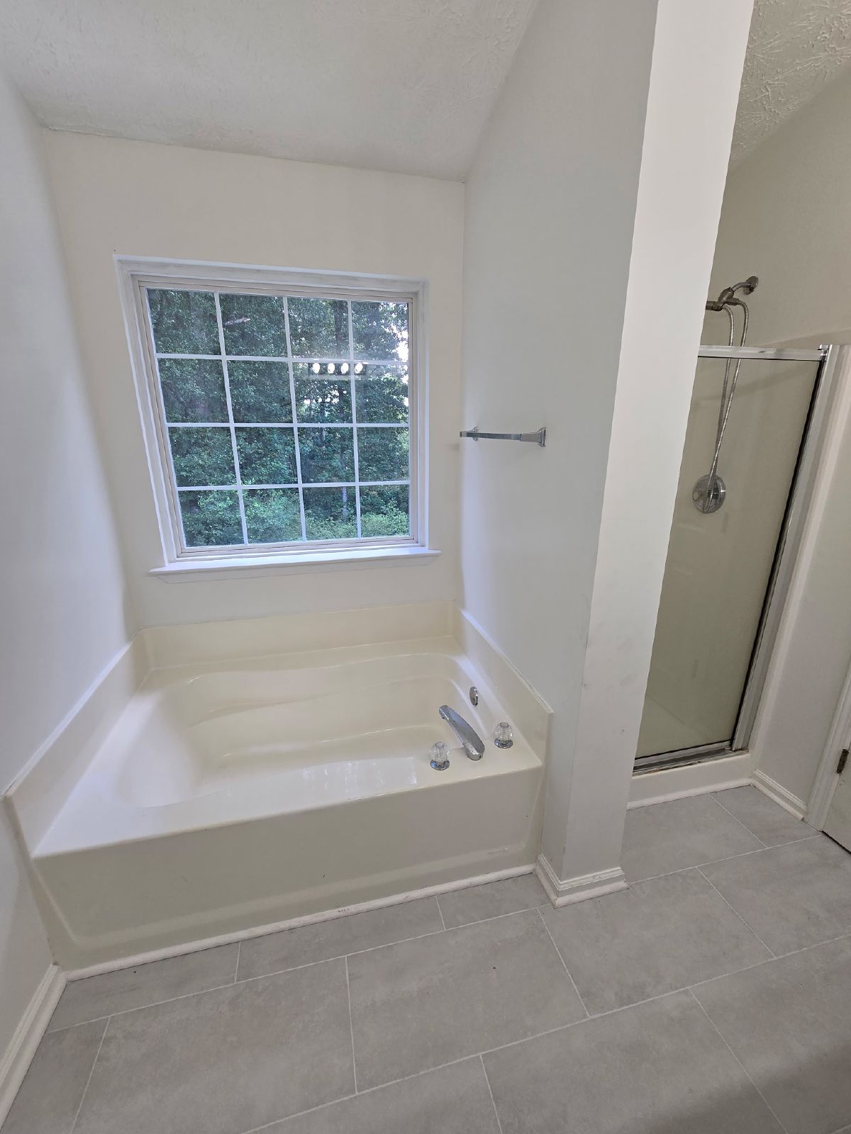 Beautiful 3 bed 2.5 bath home located in Canton property image