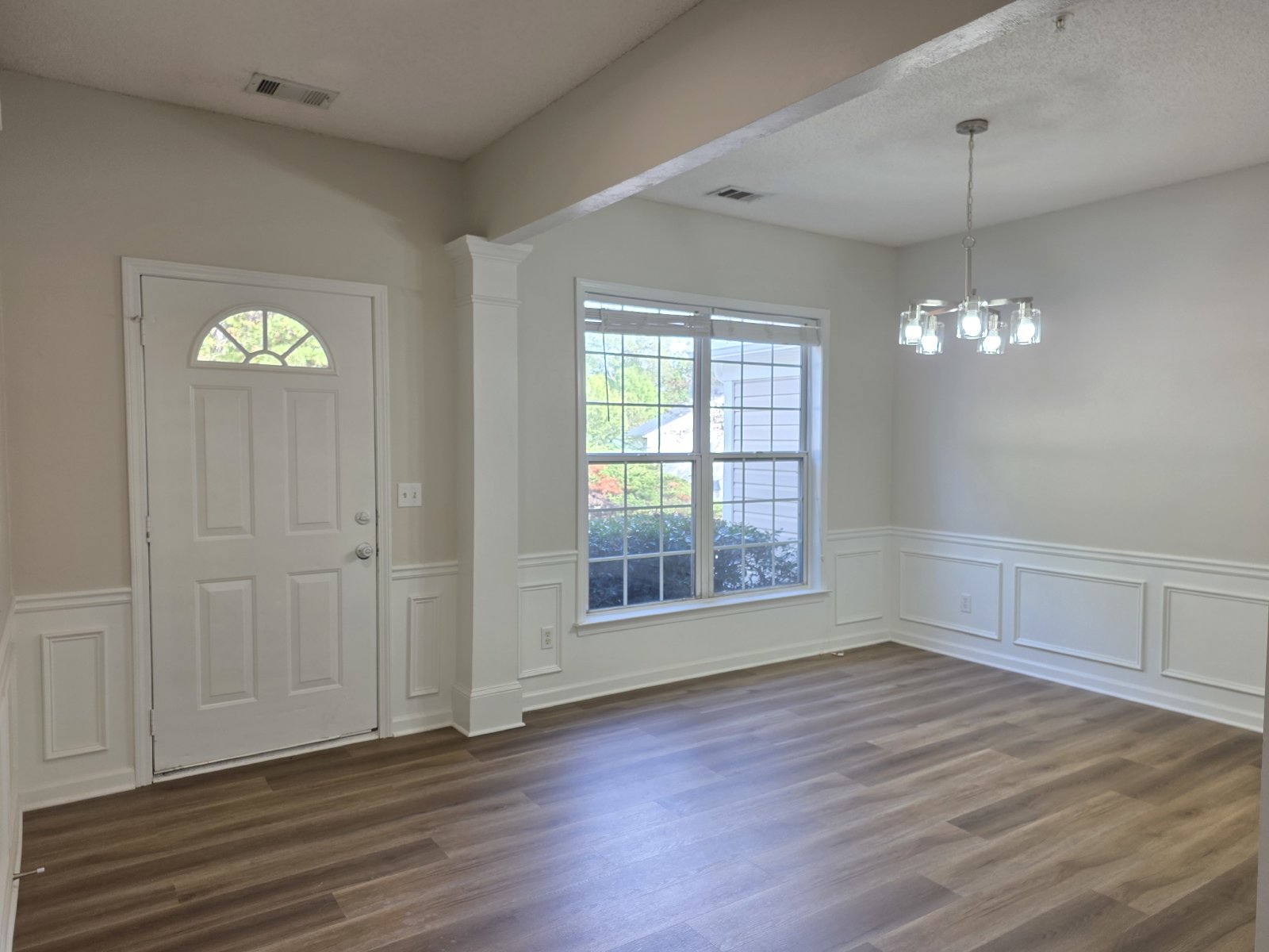 Updated 3 bed 2.5 Townhome located in Smyrna property image