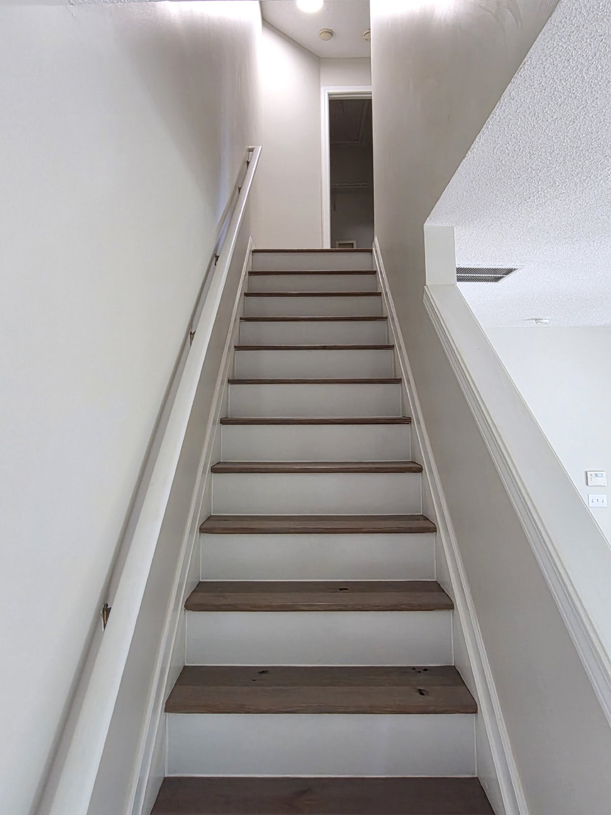 Updated 3 bed 2.5 Townhome located in Smyrna property image