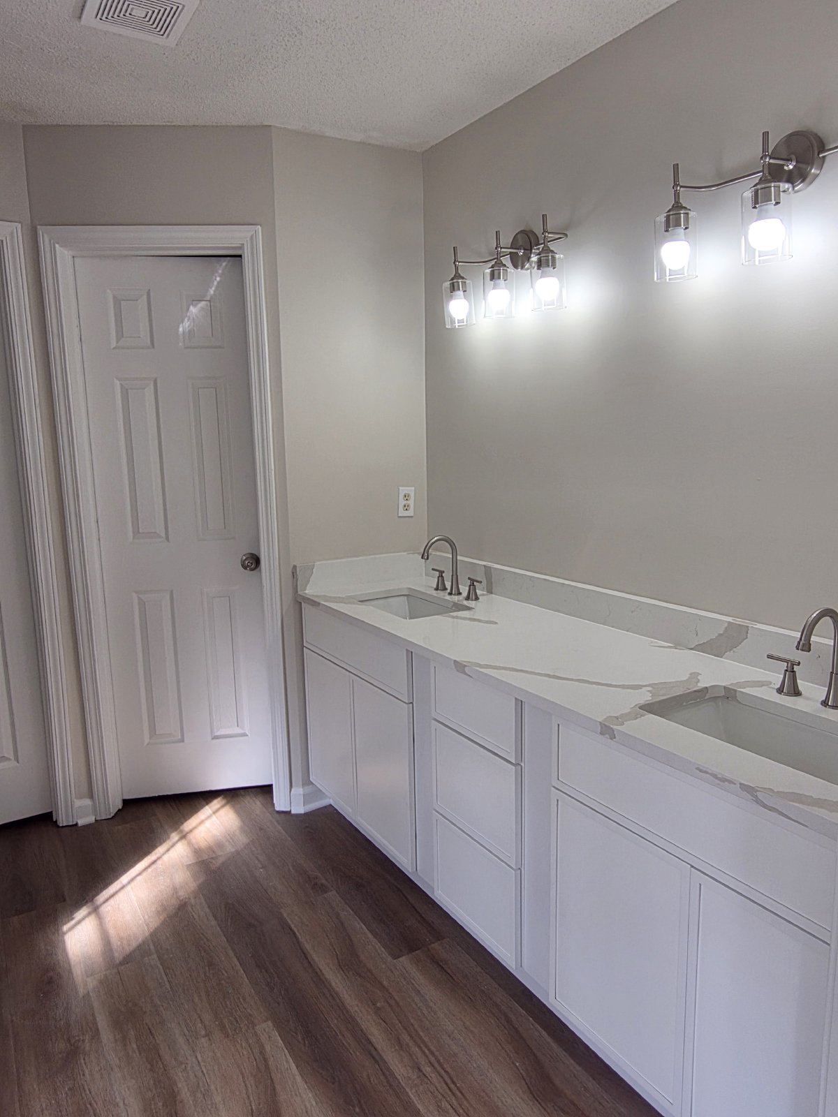 Updated 3 bed 2.5 Townhome located in Smyrna property image