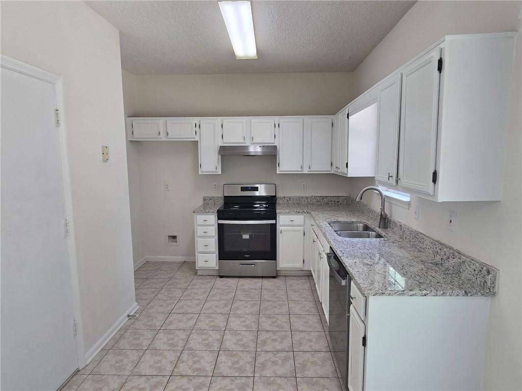 Updated 3 bed 2.5 bath property image