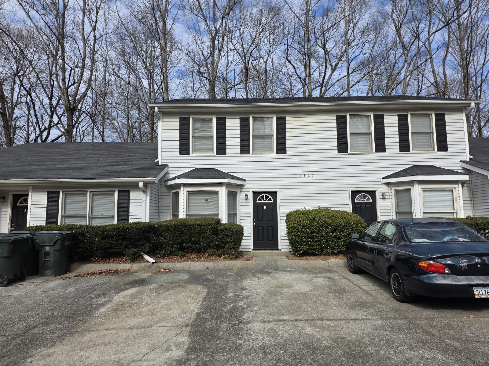Don't miss out on this 2 bed 2.5 bath condo located in Marietta property image