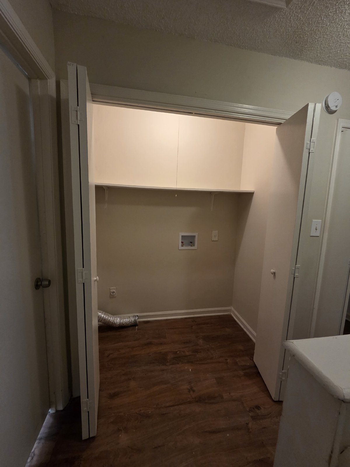 Don't miss out on this 2 bed 2.5 bath condo located in Marietta property image