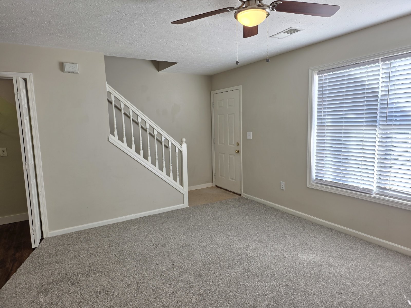 Rare 2 bed 2 bath Townhome located in Acworth property image