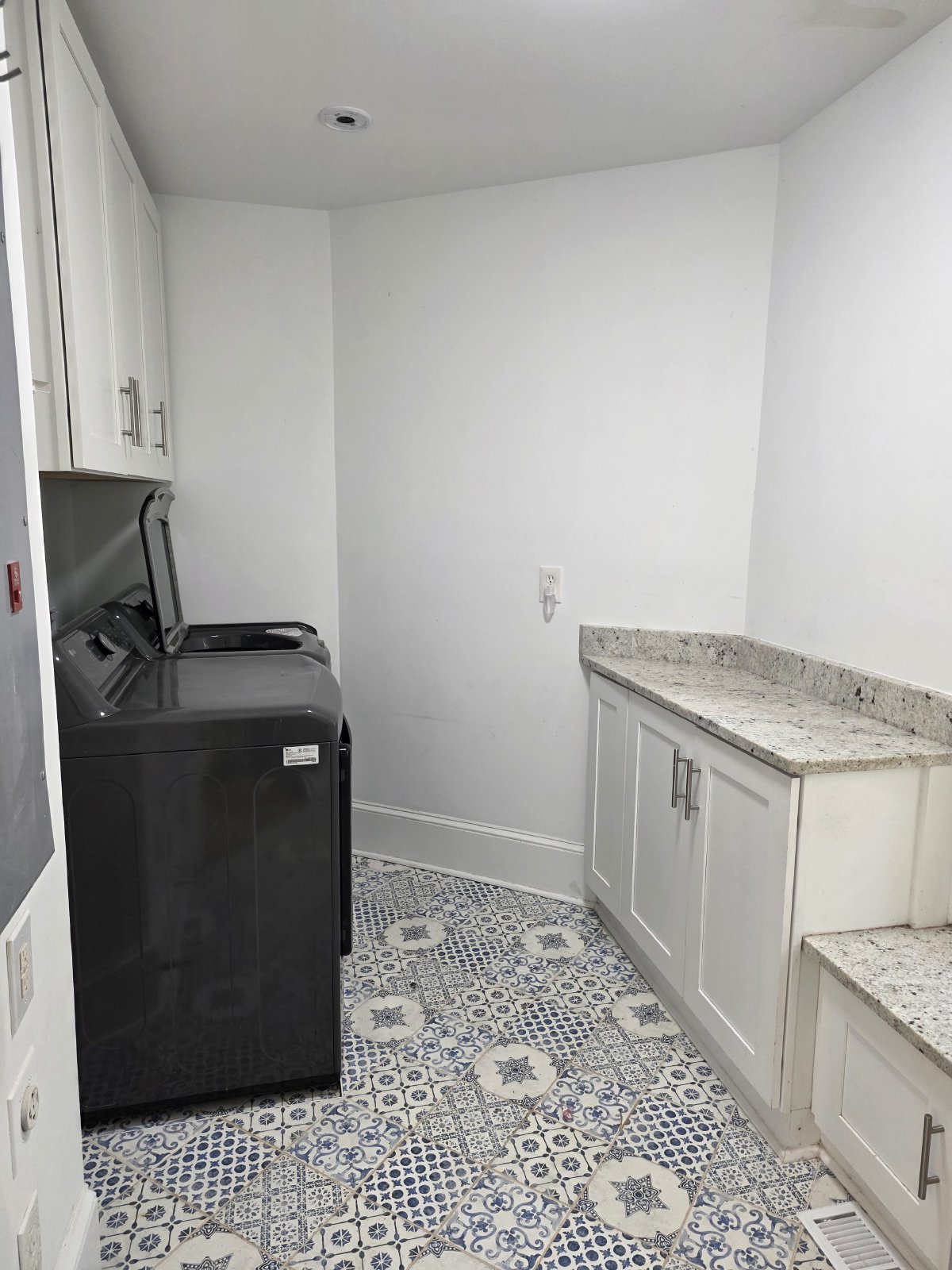 Private 4 bed 3 bath home located in Marietta on 4.5 acres property image