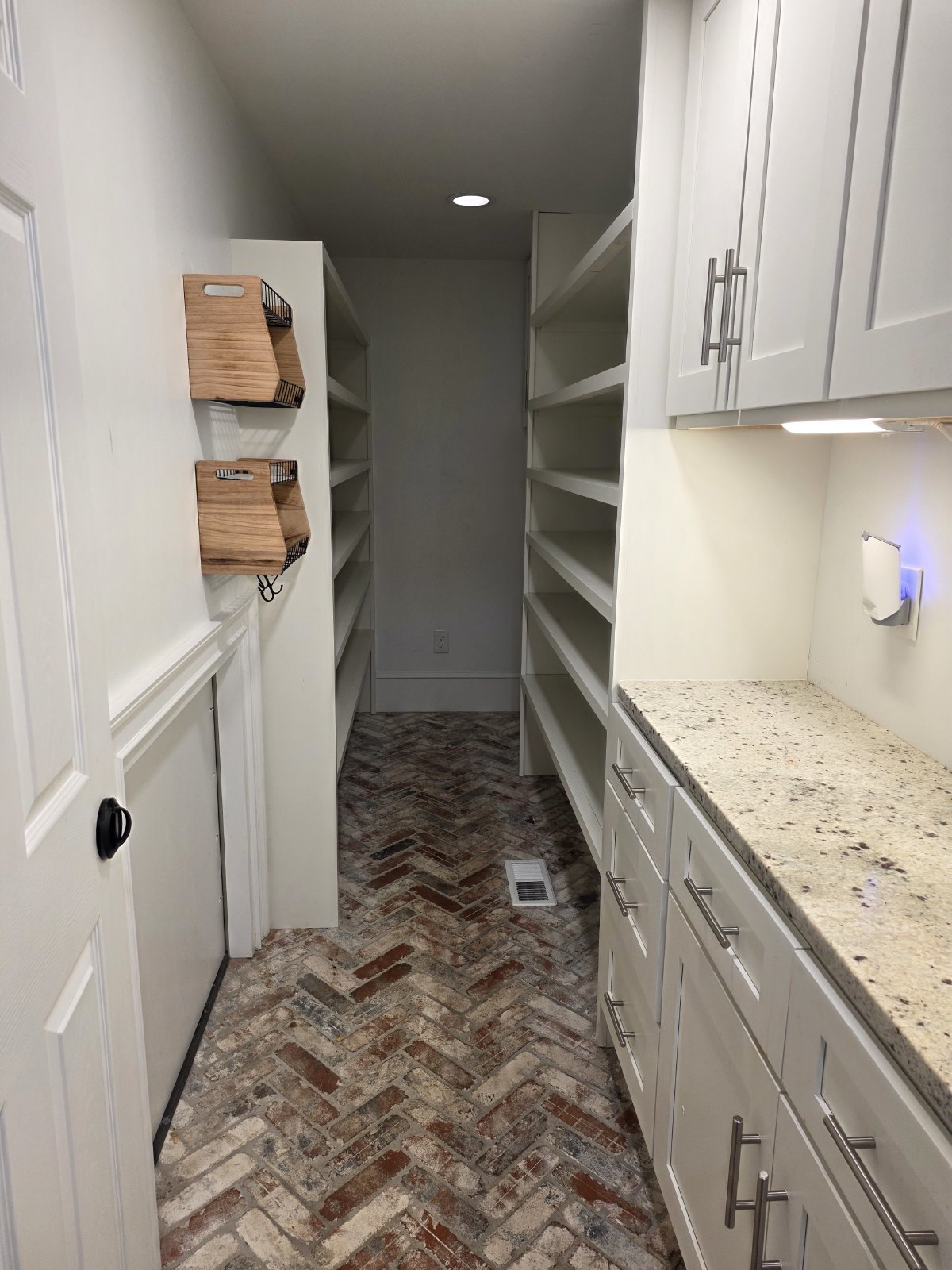 Private 4 bed 3 bath home located in Marietta on 4.5 acres property image