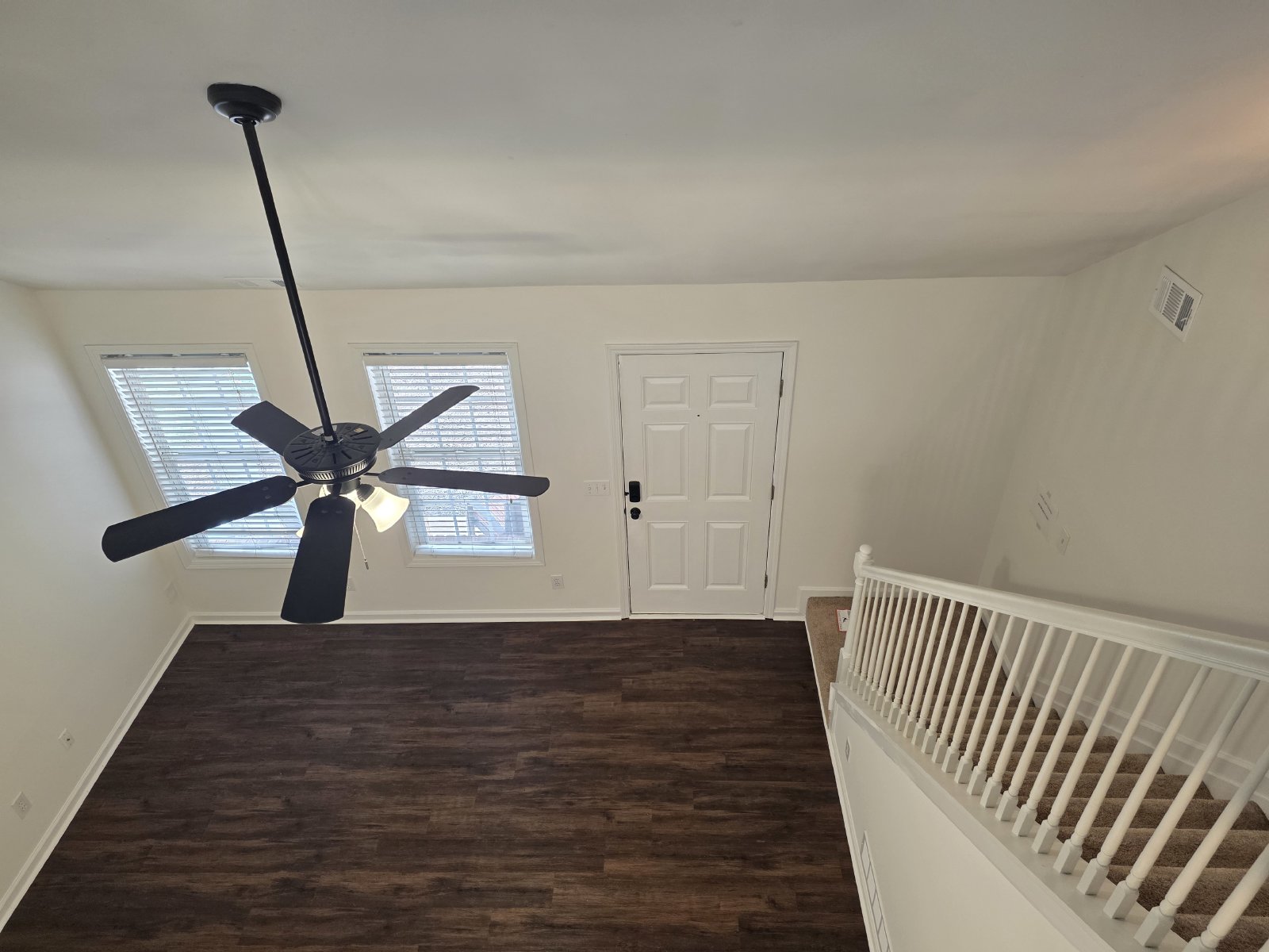 Rare 2 bed 2 bath Ranch located in Woodstock property image