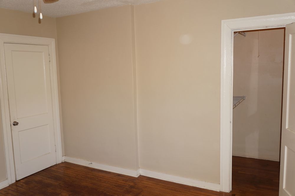 Rare 2 bed 1 bath condo located in Marietta property image