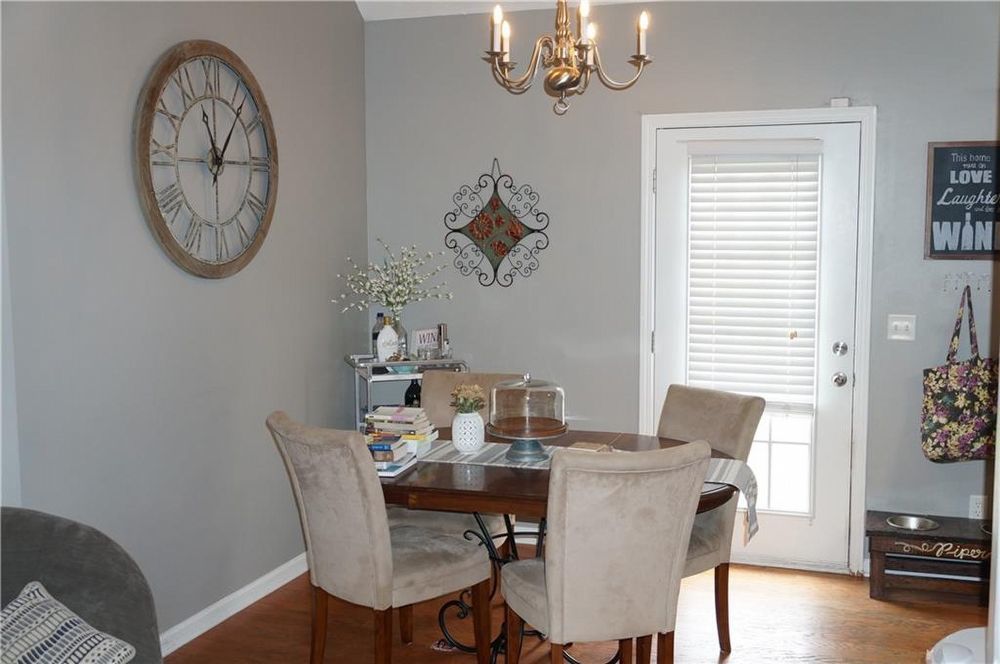 Rare 3 bed 2 bath Ranch located in Dallas property image