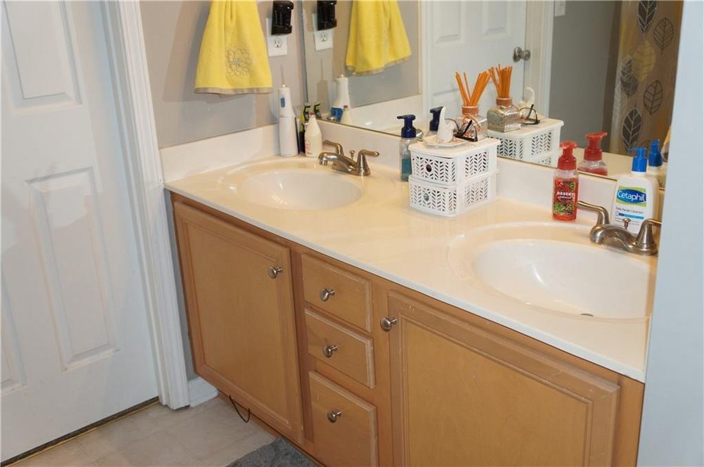 Rare 3 bed 2 bath Ranch located in Dallas property image