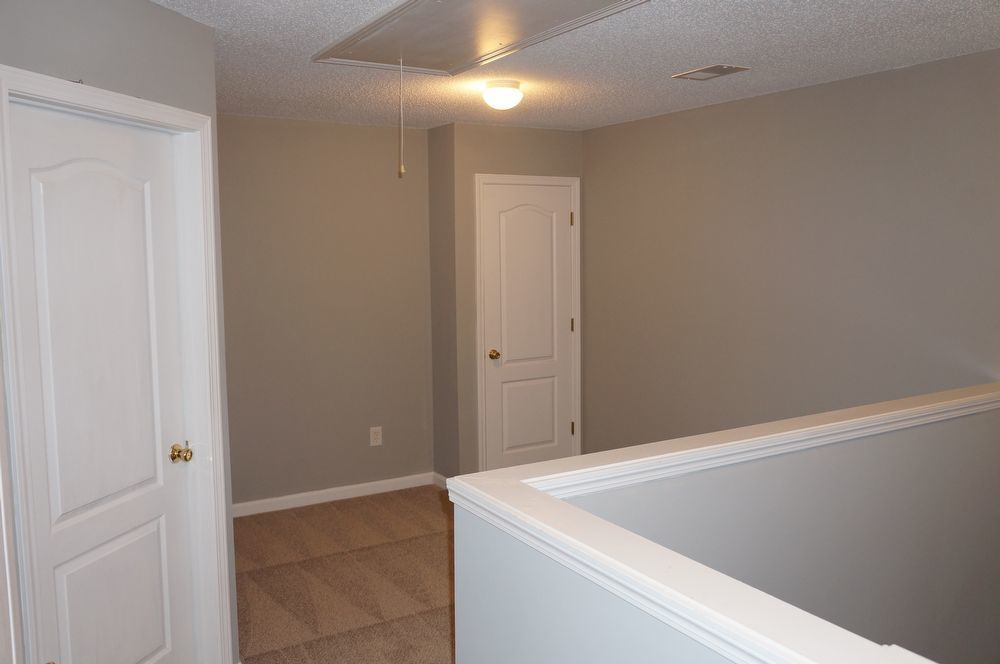 Rare 2 bed 2.5 bath Townhome located in Woodstock property image